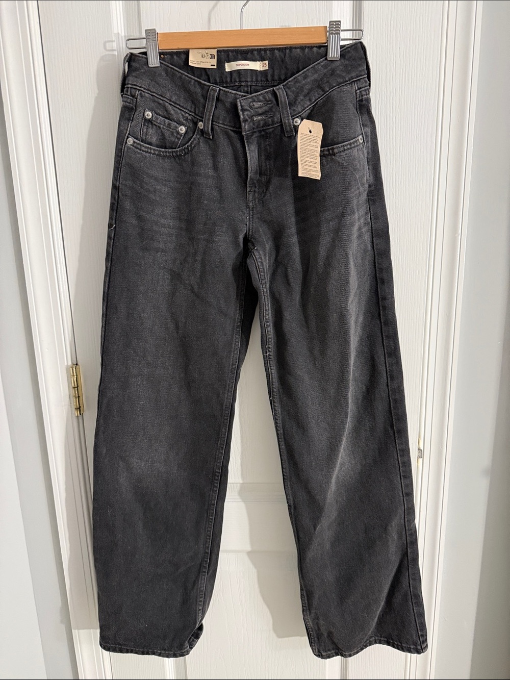 Levi's Black Wide-Leg Jeans
